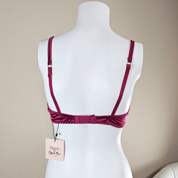 Muse by Coco de Mer Naomi Cherry Embroidered Underwired Plunge Bra, Size 30DD - Picture 3 of 7